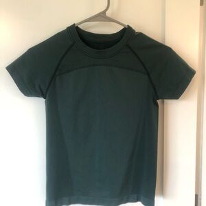 Green athletic tee